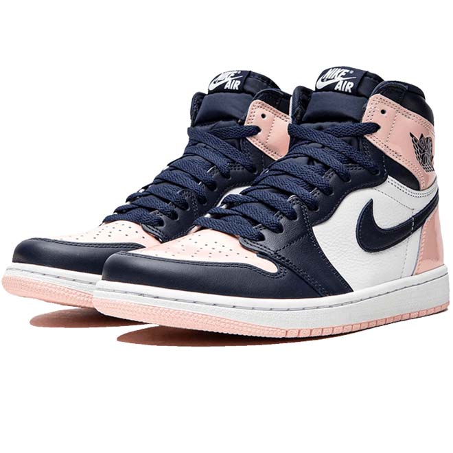 Air Jordan 1 High OG Atmosphere dames zijkant swoosh en patent leather detail