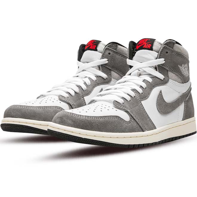 Air Jordan 1 Retro High OG Washed Black sneaker zijkant