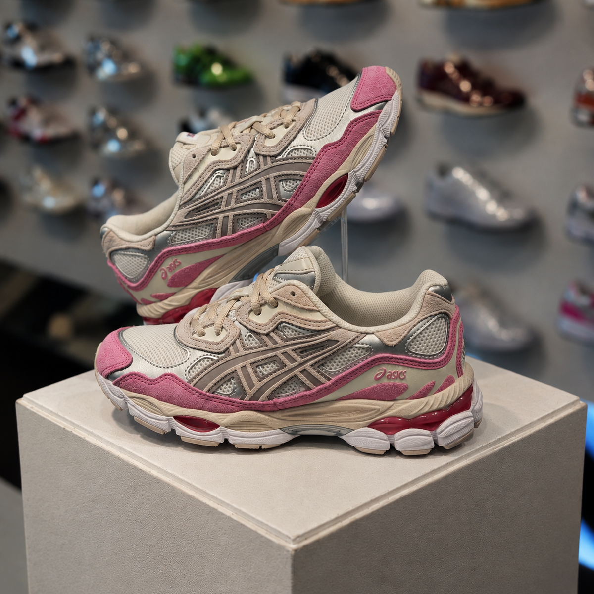 ASICS Gel-NYC Cream Mineral Beige Pink in de winkel met echte kleur en premium afwerking