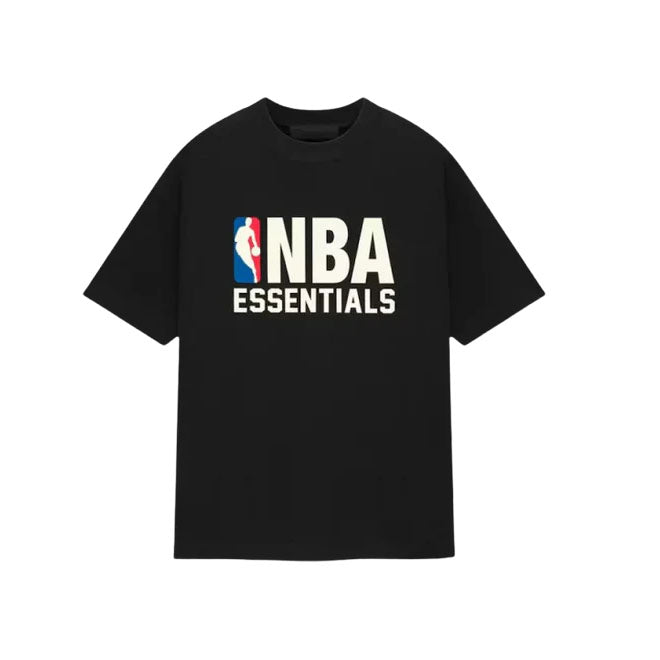 Fear of God Essentials NBA Black White Summer Set detail van premium materiaal en NBA branding