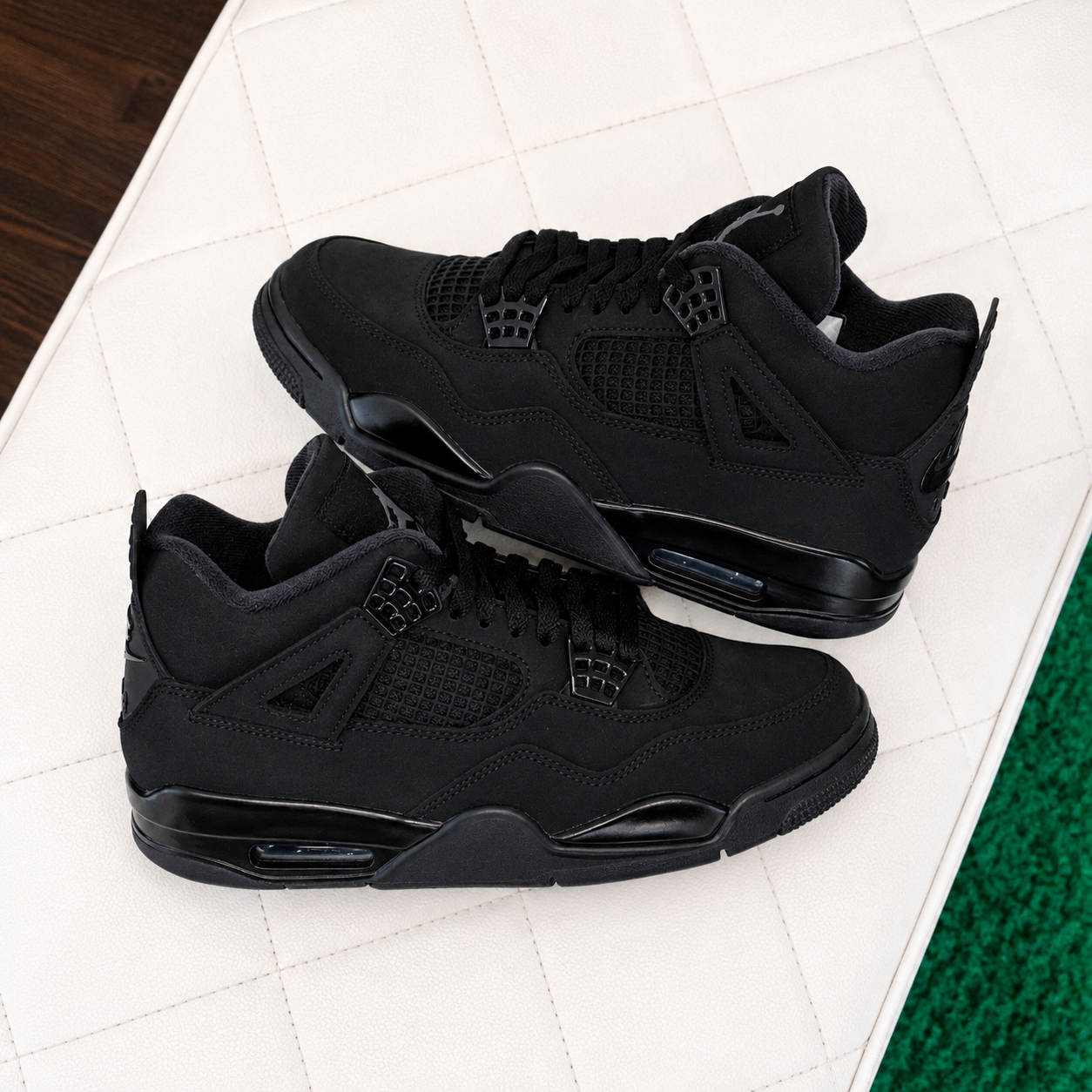 jordan-4-retro-black-cat-2025-in-store-real-life