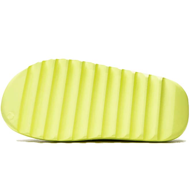 Adidas Yeezy Slide Glow Green zool met grip patroon en EVA foam comfort detail