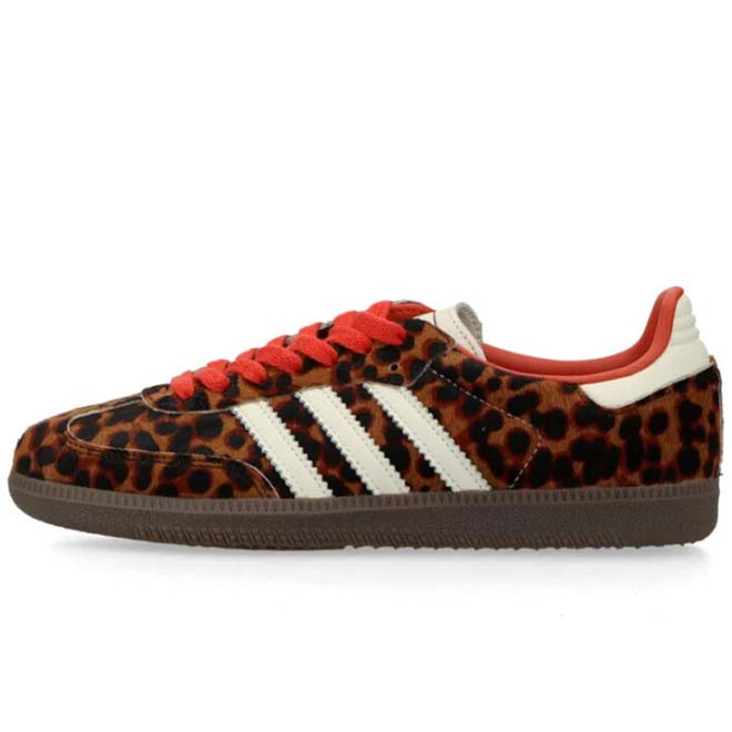 Adidas Samba OG Preloved Red Leopard front view rode sneaker met leopard print dames