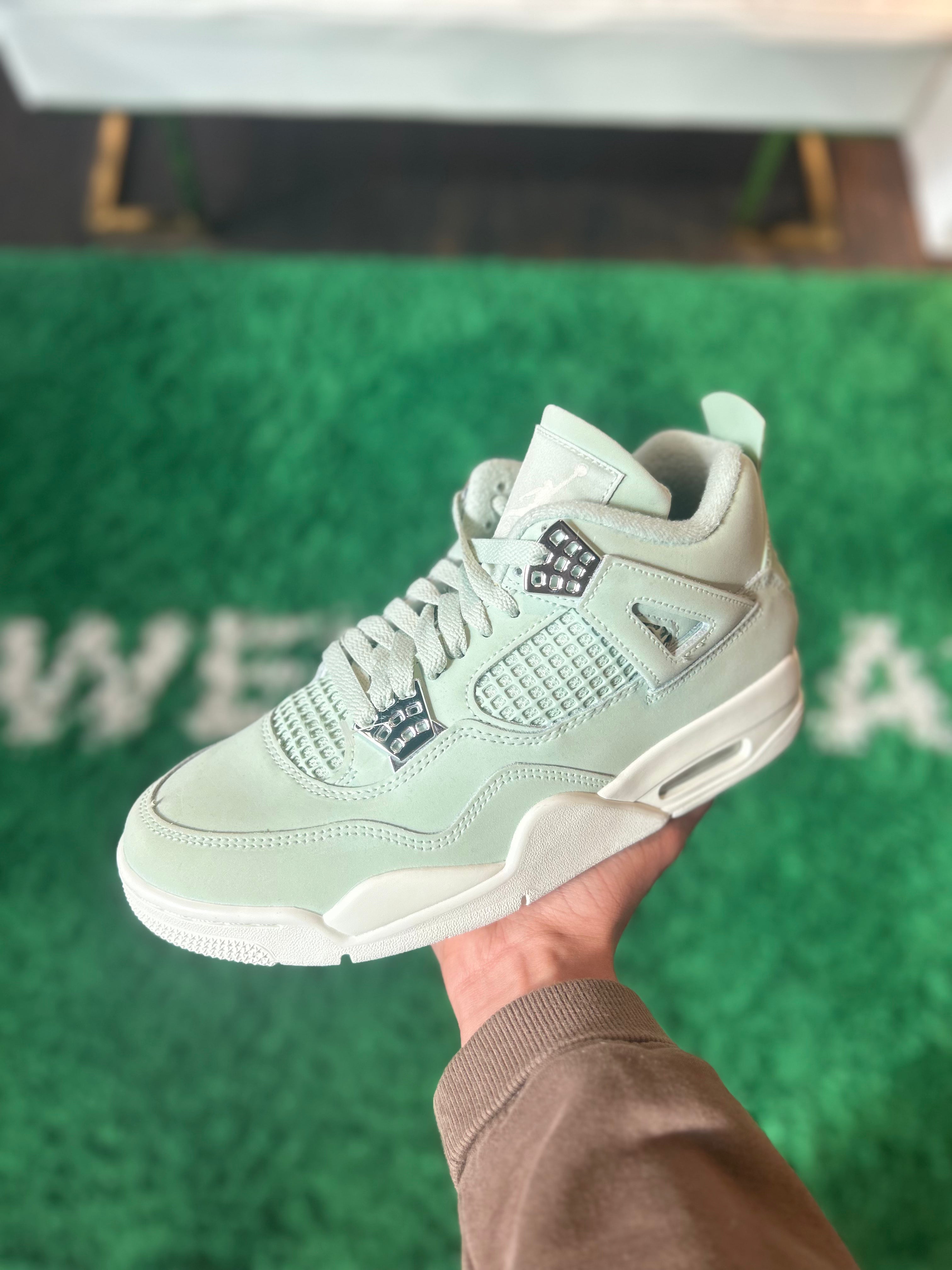 Nike Air Jordan 4 Seafoam Sail in store foto echte kleur en look