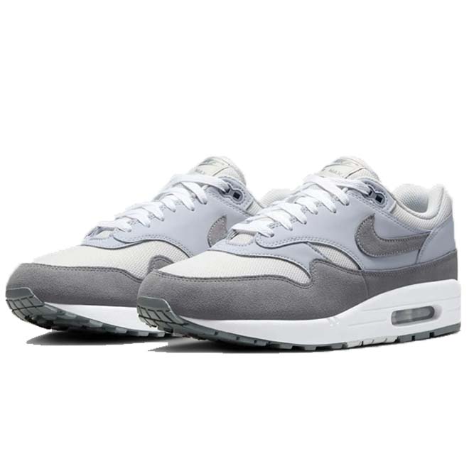 wolf grey 1.jpg