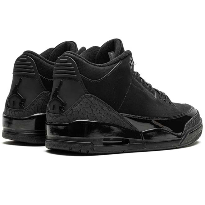 Jordan 3 Retro Black Cat achterkant sneaker heel detail