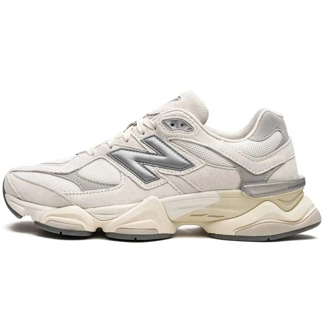 New Balance 9060 Sea Salt White front view witte sneaker chunky zool