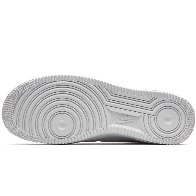 Nike Air Force 1 Low White Supreme outsole detail zool