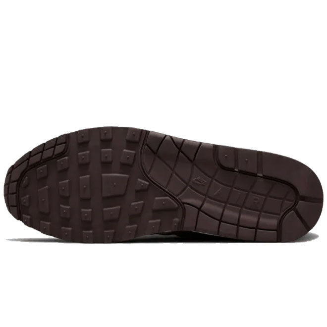 Nike Air Max 1 Patta Rush Maroon zool met Air demping en grip patroon