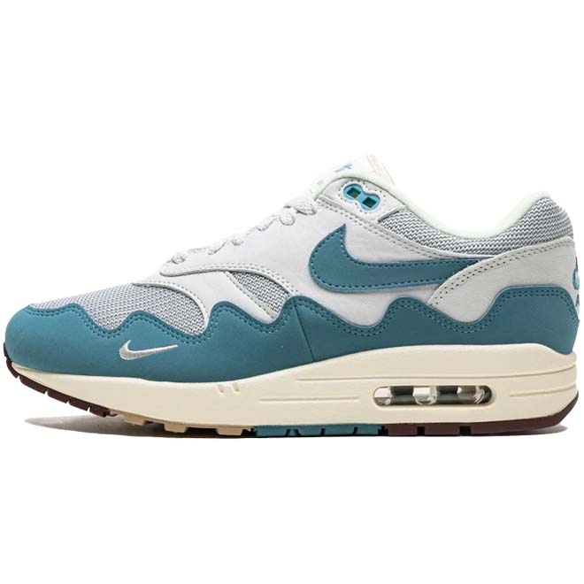 Nike Air Max 1 Patta Waves Noise Aqua front view sneaker blauw wit zwart