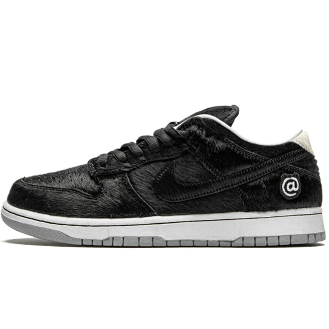 Nike SB Dunk Low BE@RBRICK Medicom Toy