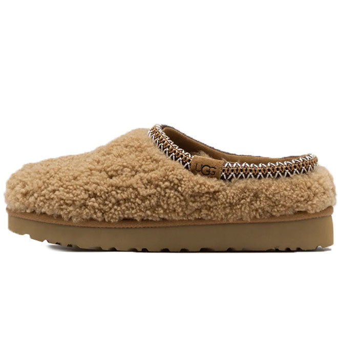 UGG Tasman Maxi Curly Slipper Chestnut front view bruine fluffy slipper schapenwol