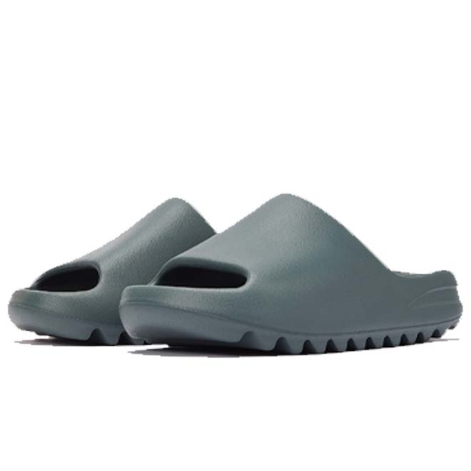 Adidas Yeezy Slide Slate Grey zijkant met minimalistisch design en comfortabel EVA foam detail