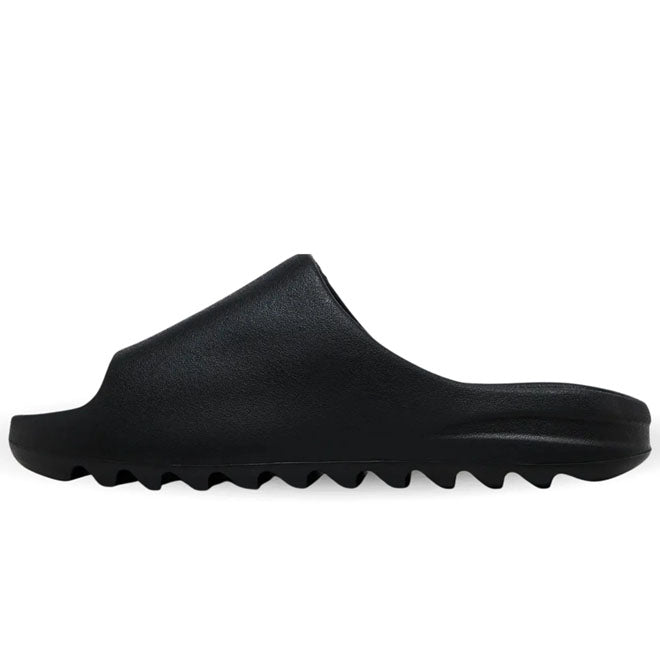 YZY YS-01 Black front view zwarte minimalistische slide met ergonomisch design